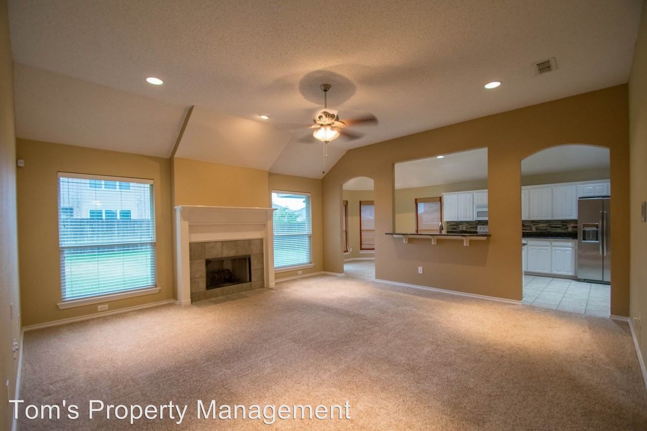 5301 Appalachian Way - Photo 3 of 17