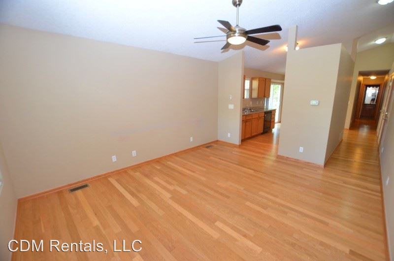 2071 E 41st St - Photo 3 of 17