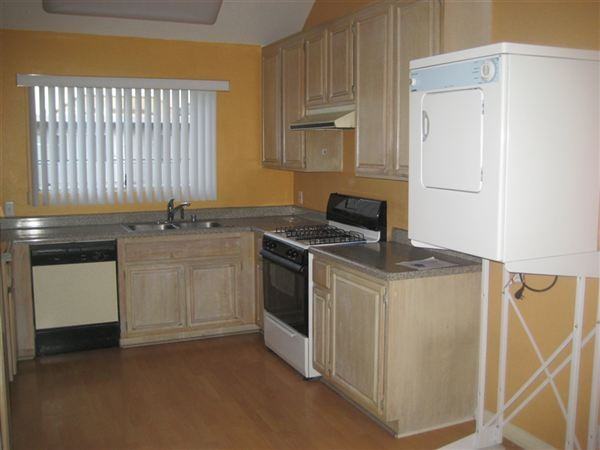 610-614 Venice Way - Photo 2 of 2