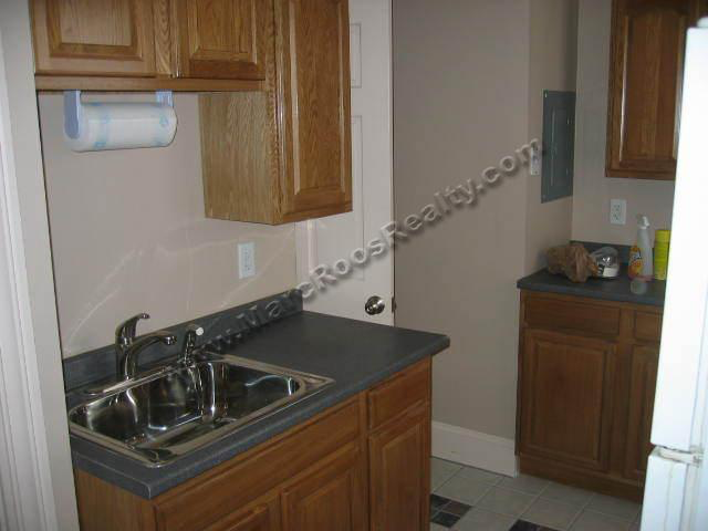37 Ridgemont Street - Photo 3 of 4