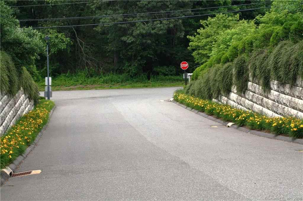 111 Pondview Cir - Photo 2 of 25