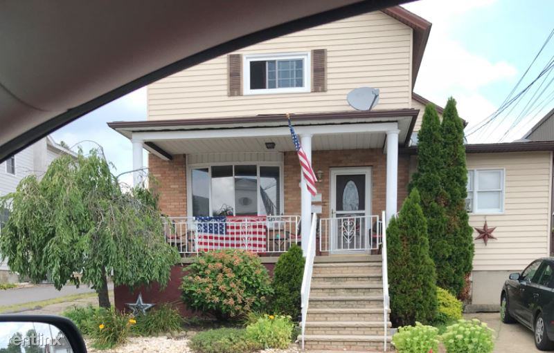 510 Delaware Ave - Photo 2 of 16