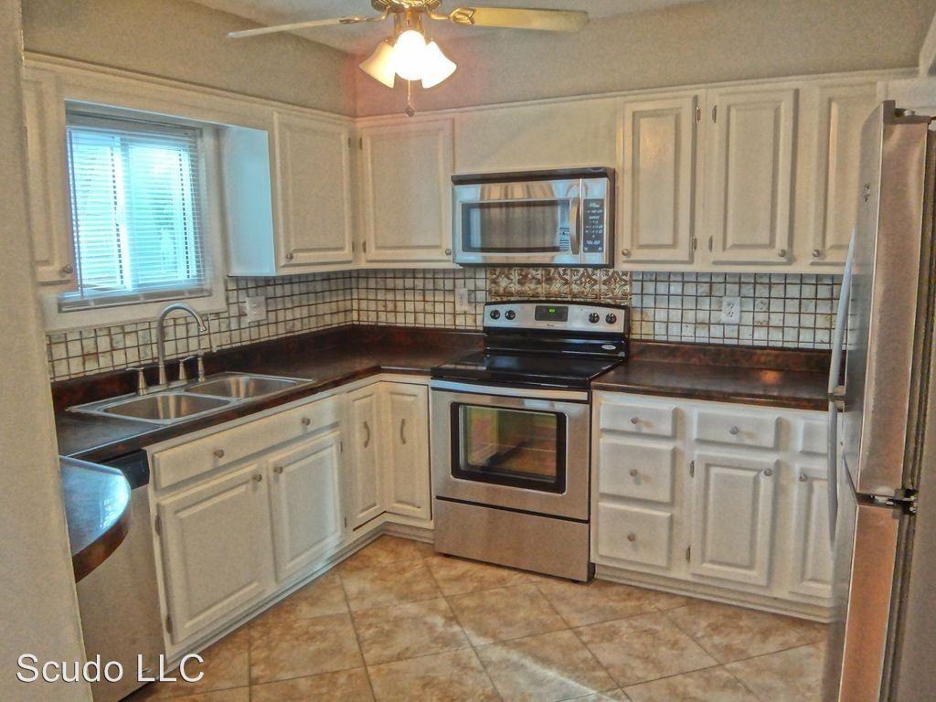 6706 Holmes Rd - Photo 2 of 20