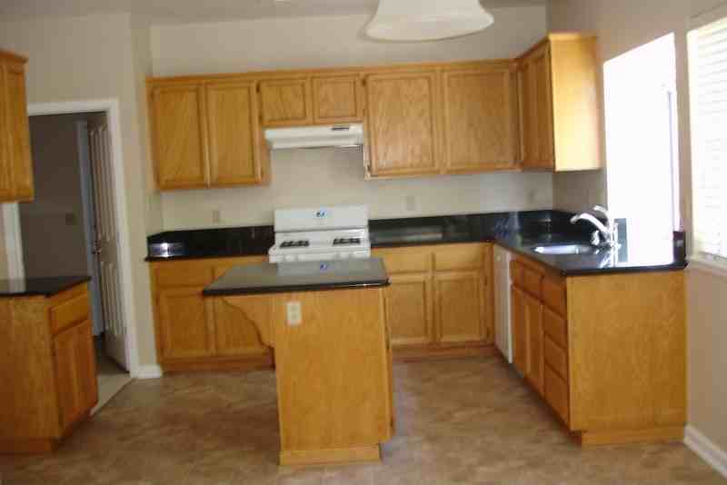 2564 La Croix Dr - Photo 3 of 5