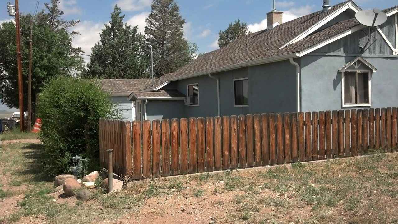 400 E Elder St - Photo 2 of 8