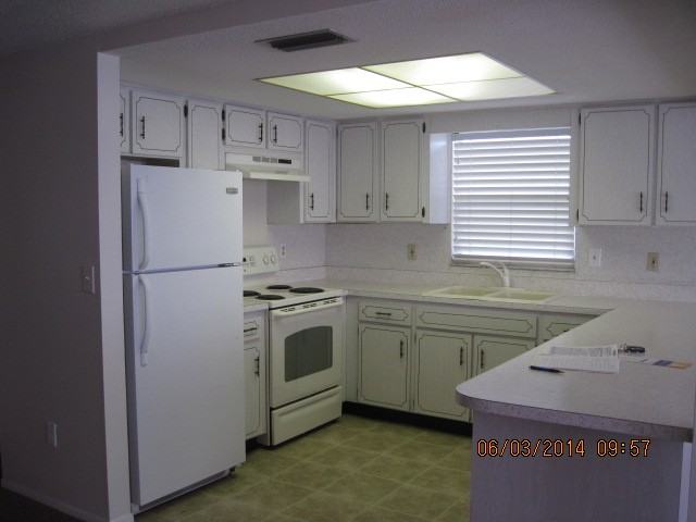 8732 Robilina Rd - Photo 3 of 17