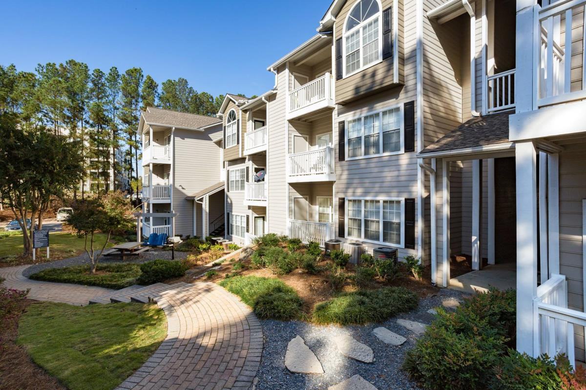 Apartments Near North Decatur Rd