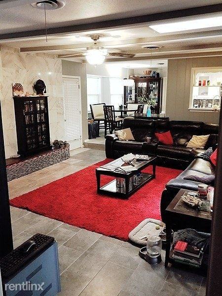 3519 Stanolind Ave - Photo 3 of 9