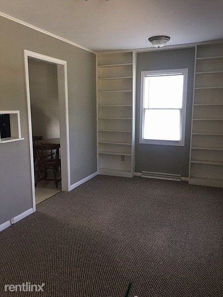 300 Grant St - Photo 2 of 11