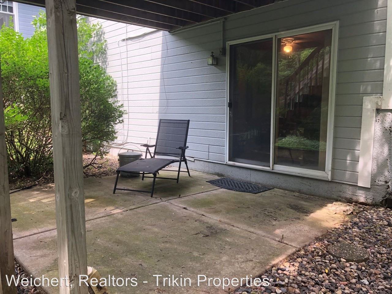 15441 Sussex Dr - Photo 3 of 17