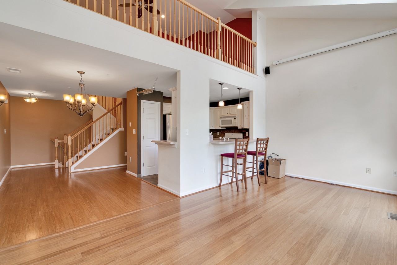 135 Rock Creek Dr - Photo 3 of 25