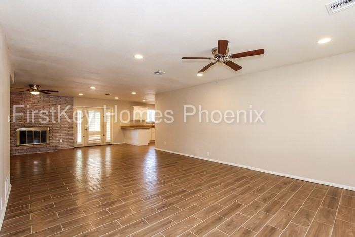 3907 W Davidson Ln - Photo 2 of 14