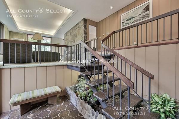 49 Burning Bush Dr - Photo 2 of 26