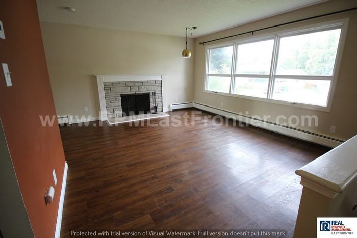 4811 Buckingham Way - Photo 2 of 30