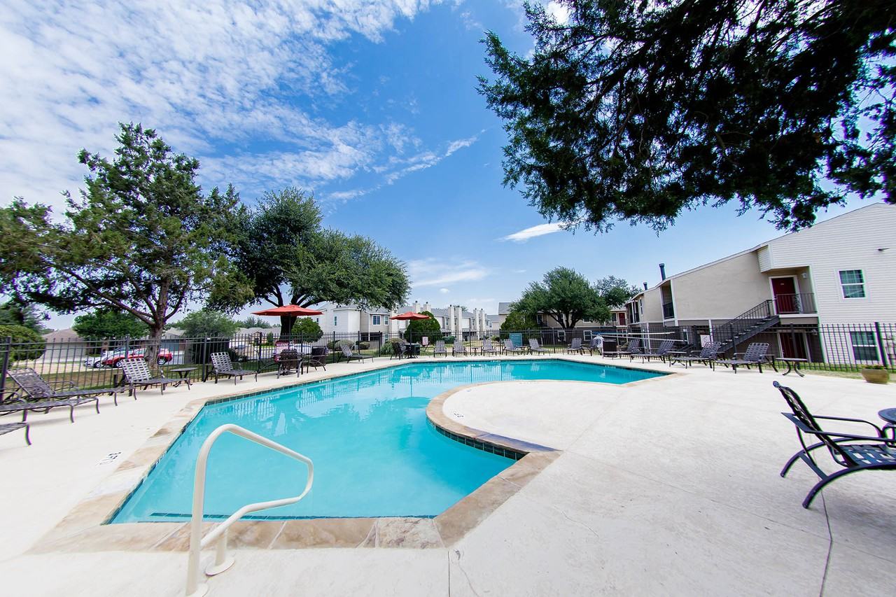 Aviare Place - Photo 6 of 16