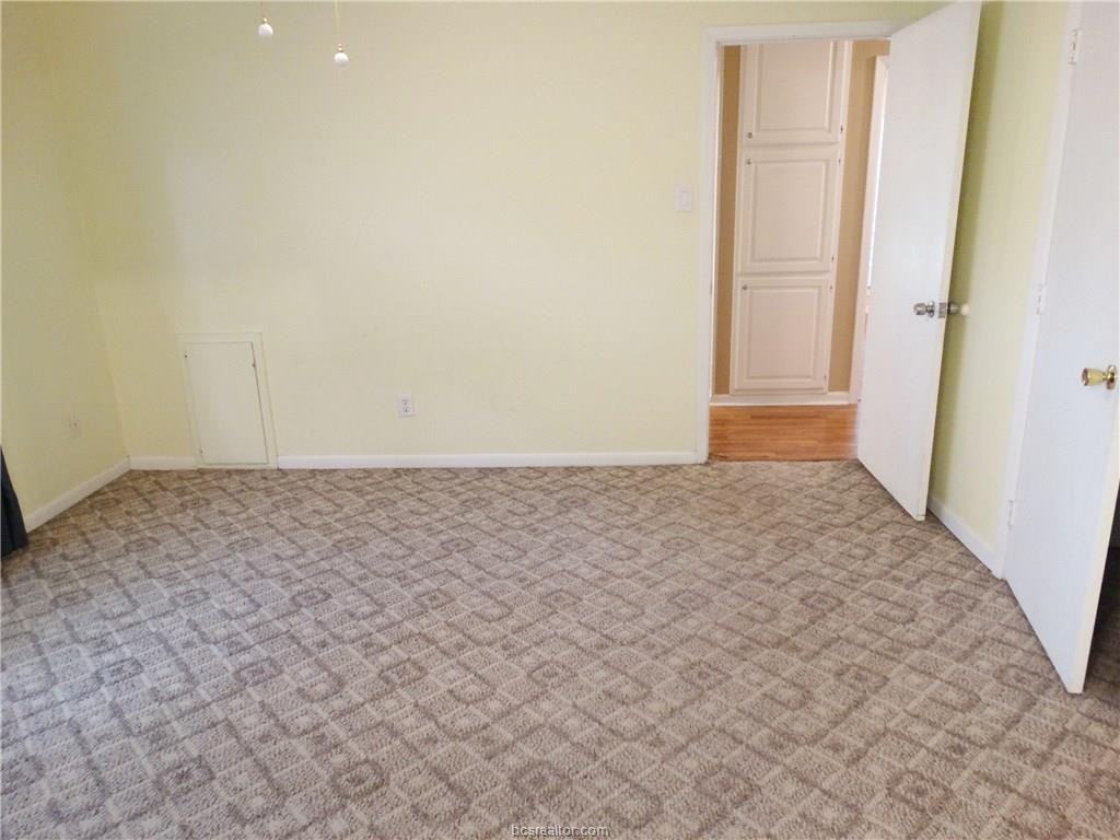 2501 Monitor Ct - Photo 3 of 34