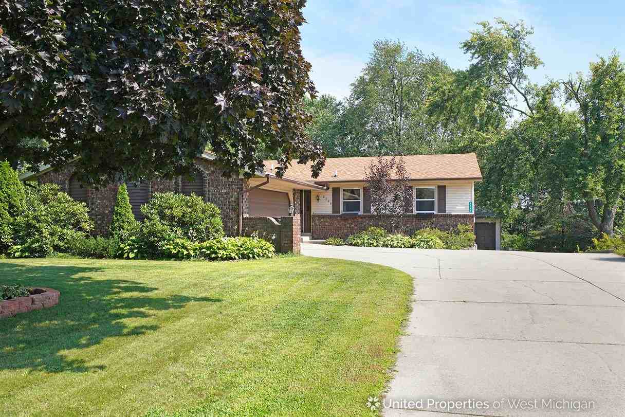 2288 Olde Farm Dr - Photo 3 of 15