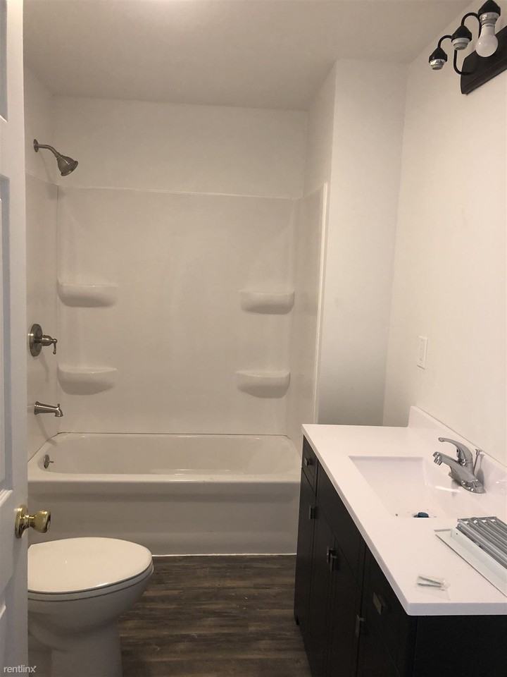 5851 Roan Rd - Photo 2 of 7