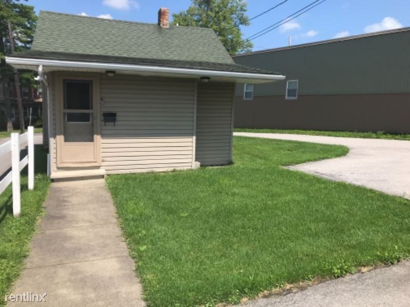 121 Maurus St - Photo 2 of 12