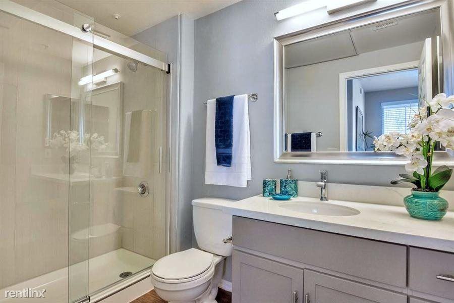 Off Camelback and Central, (great location) - Photo 3 of 12