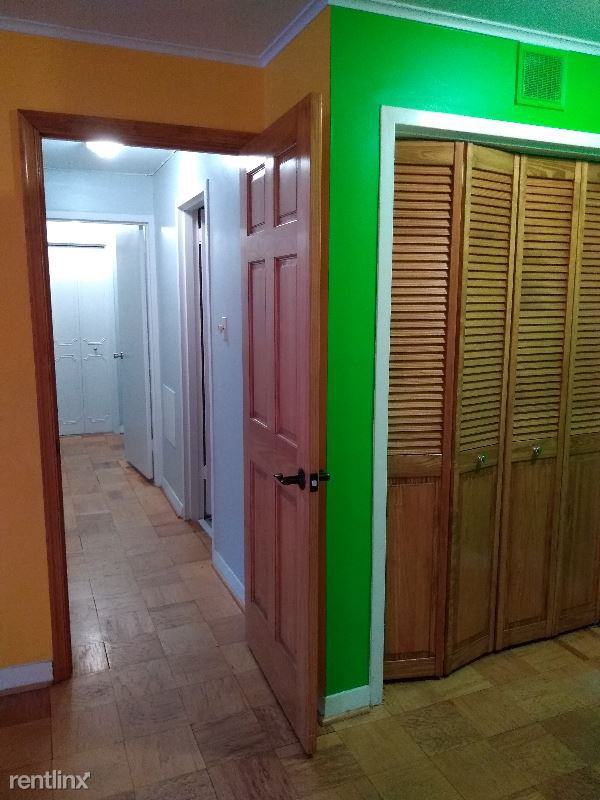 2501 Calvert St NW - Photo 3 of 26