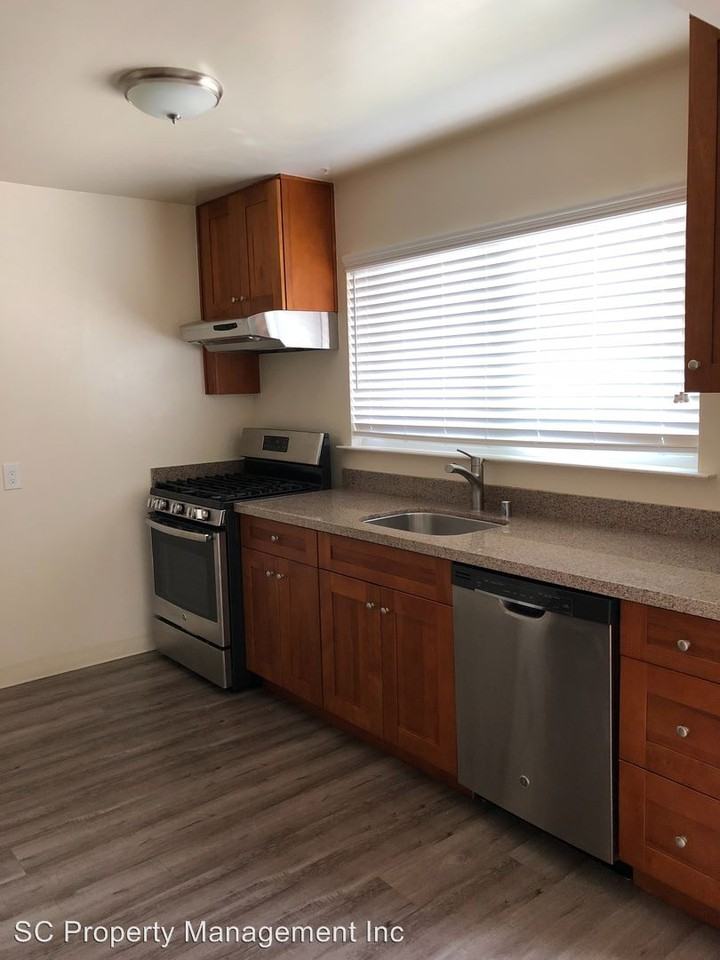 845 Roble Ave #4 - Photo 3 of 11