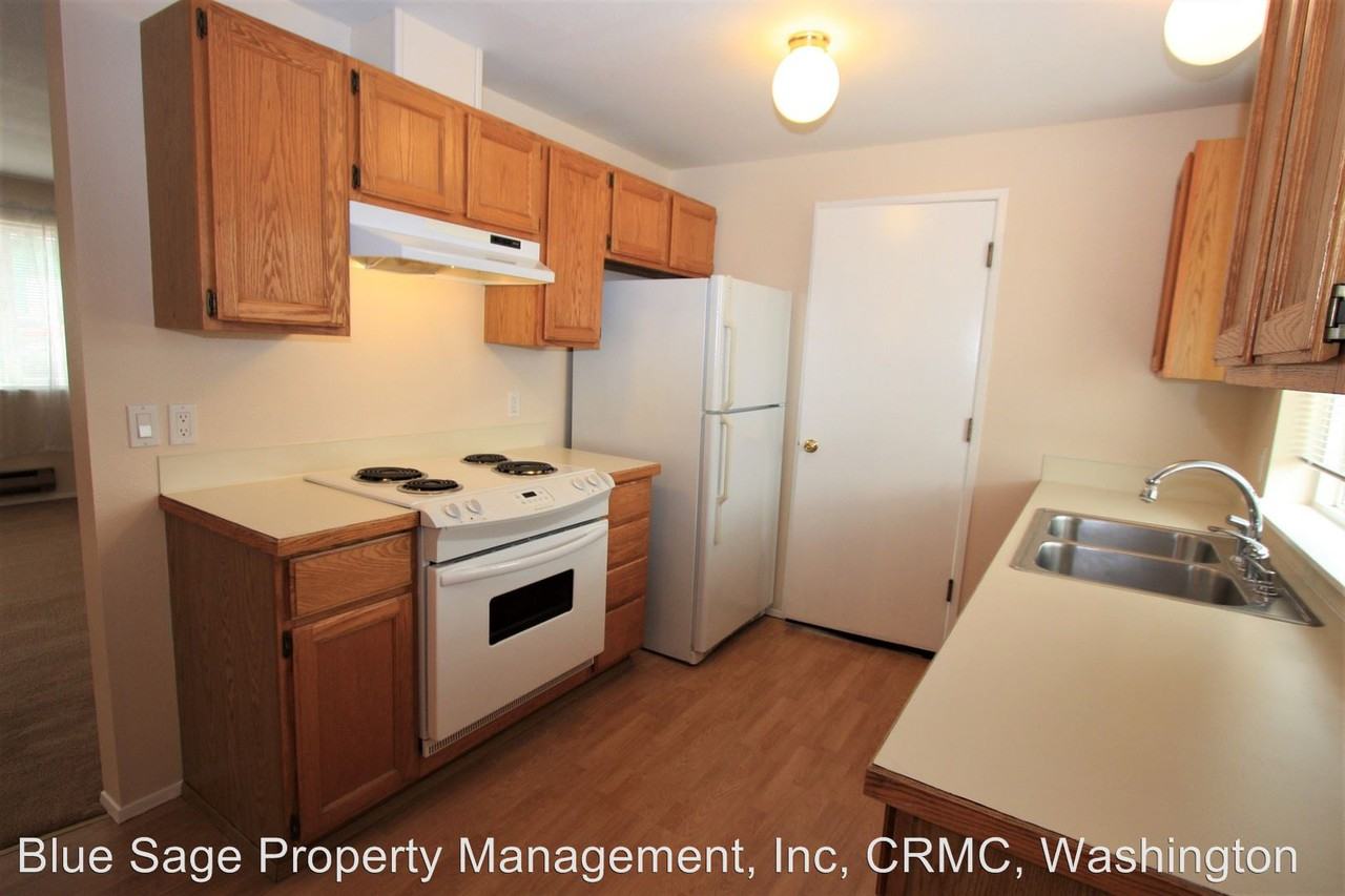 505 W 9th St - Photo 3 of 7