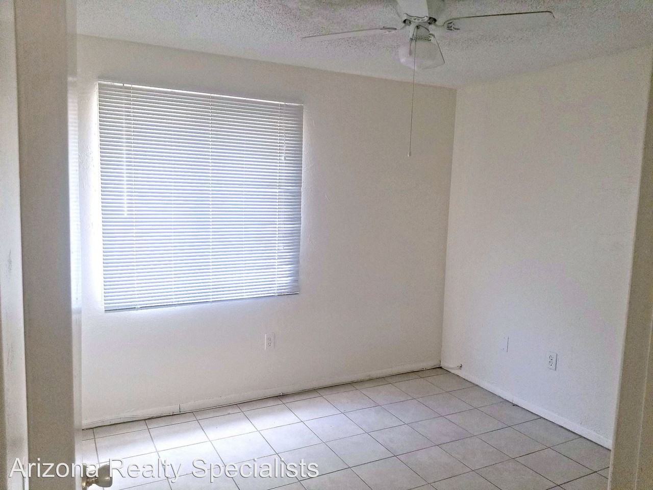 2226 N 73rd Ave - Photo 2 of 9