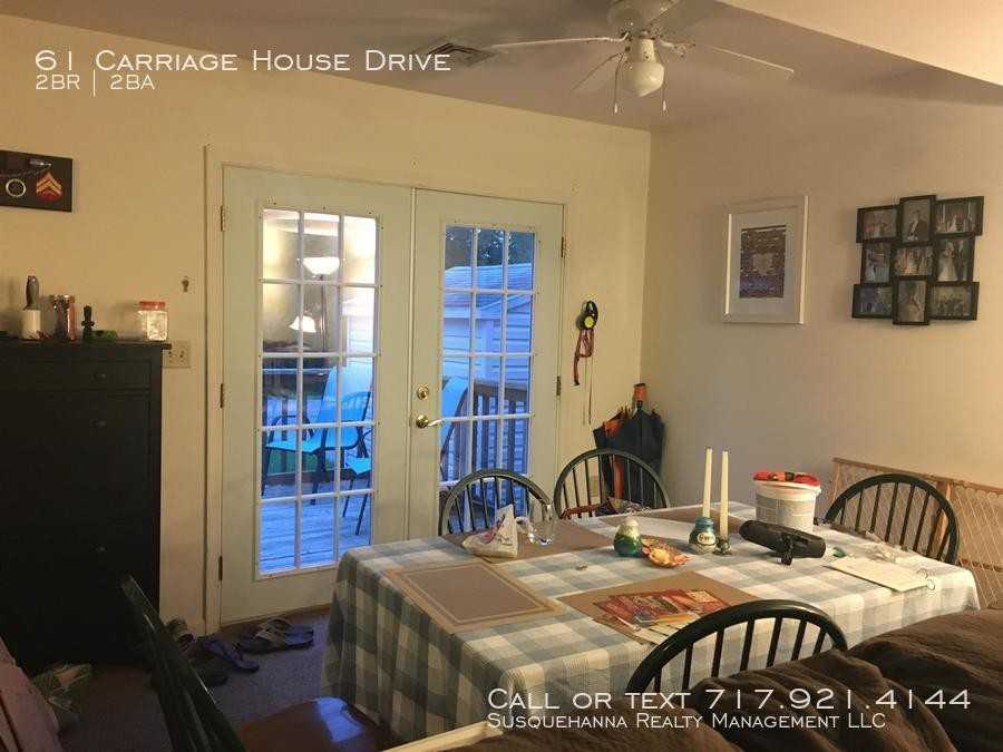 61 Carriage House Dr - Photo 3 of 6