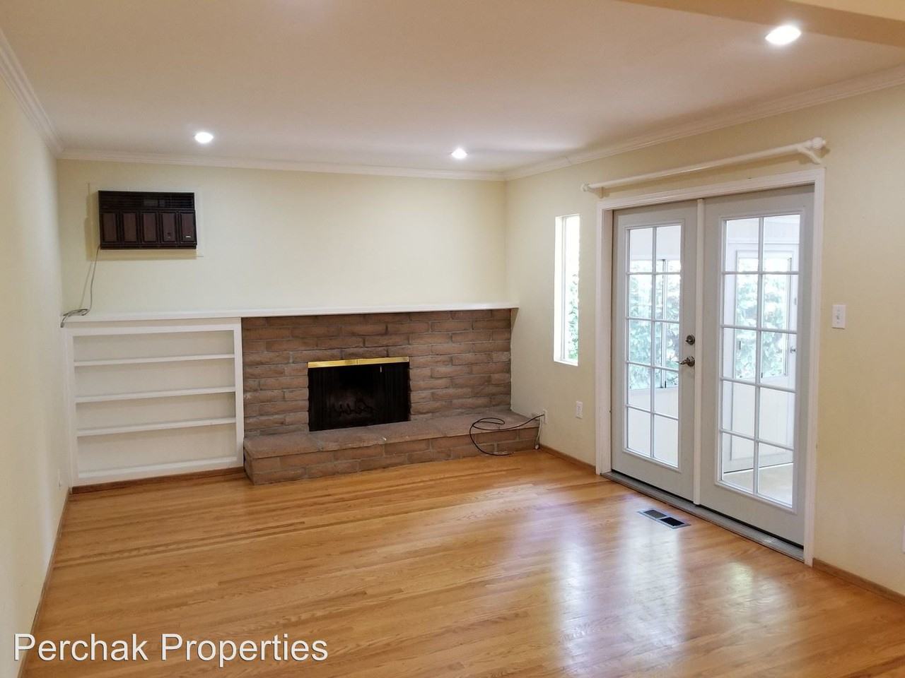 1310 Edinburgh Ct - Photo 2 of 12