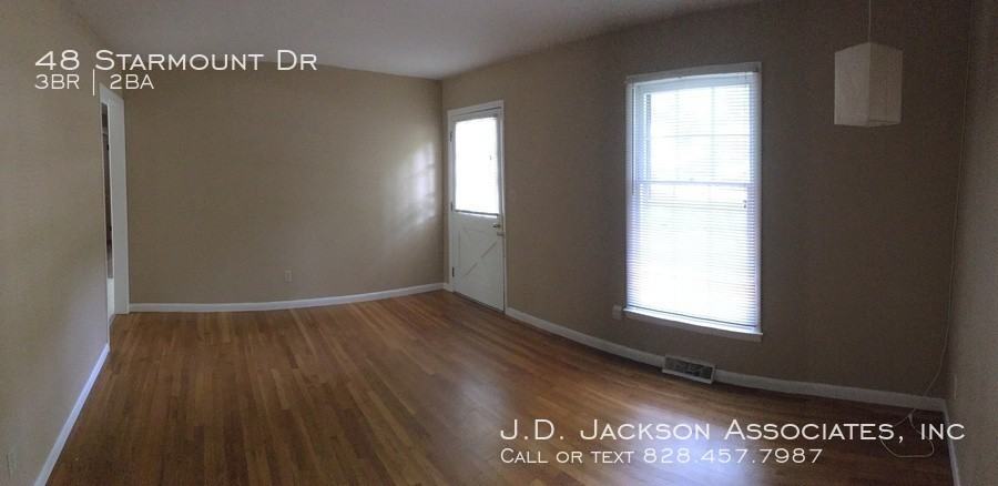 48 Starmount Dr - Photo 3 of 17