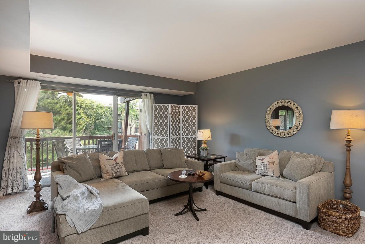 789 Fairview Ave - Photo 2 of 30