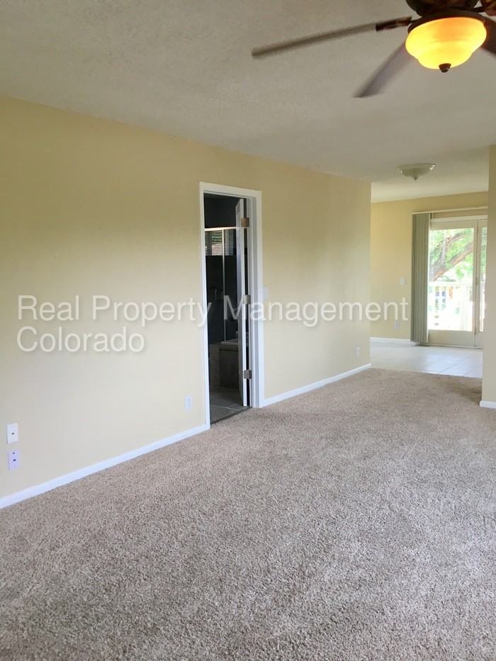 3992 E Briarwood Ave - Photo 3 of 19