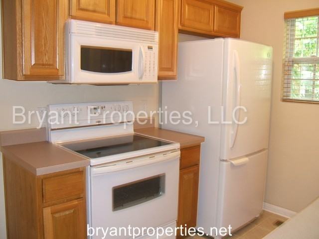 2209 Albion St - Photo 3 of 14