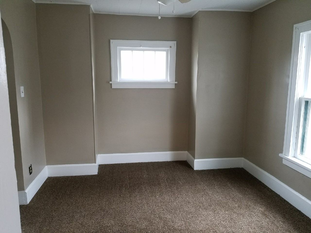 2314 8th St NW - Photo 3 of 7