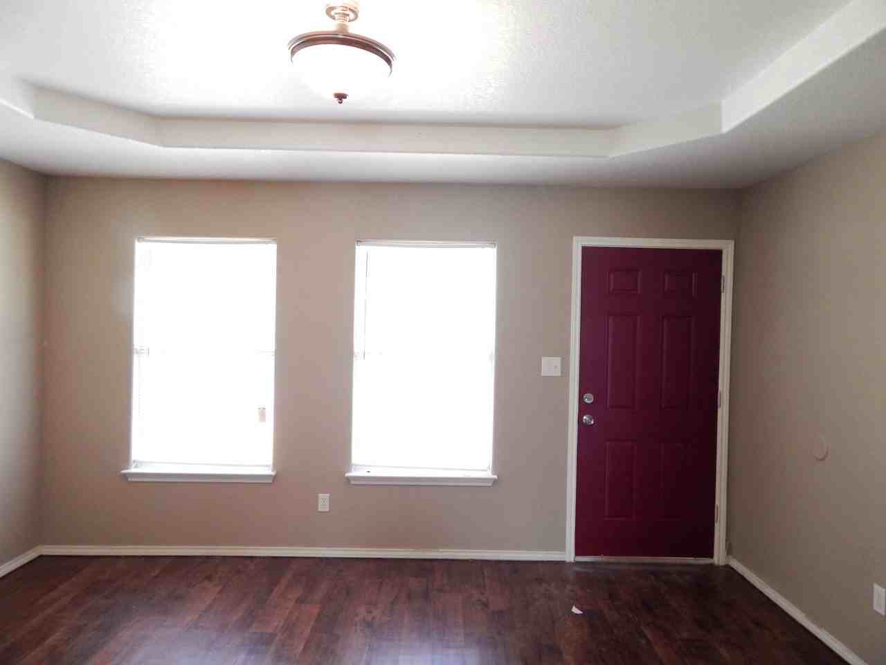 134 Manning Dr - Photo 3 of 12