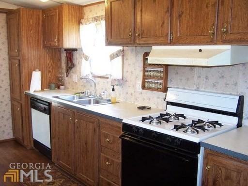 218 Delia Pease Rd - Photo 3 of 9