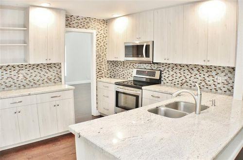 2827 NW 69th Ave - Photo 2 of 8