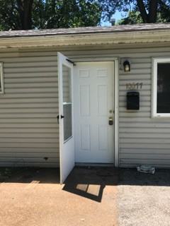 10077 Earl Drive - Photo 2 of 5