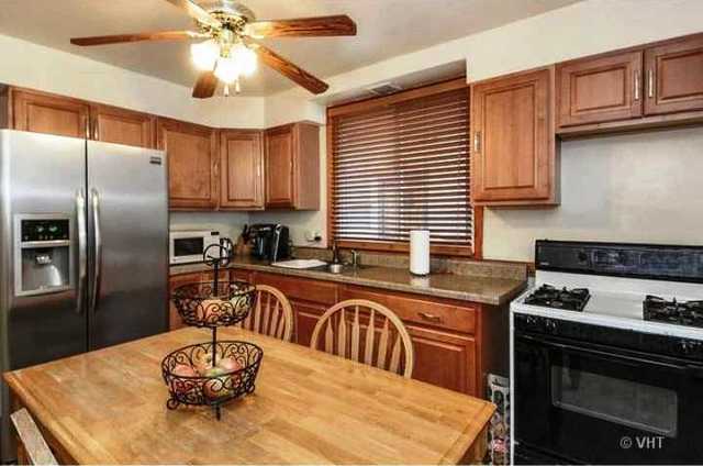 14303 S Michigan Ave - Photo 3 of 11