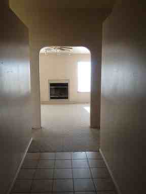 1040 E 425 N - Photo 2 of 16