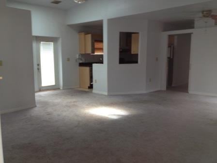 833 Kensington Dr - Photo 3 of 13