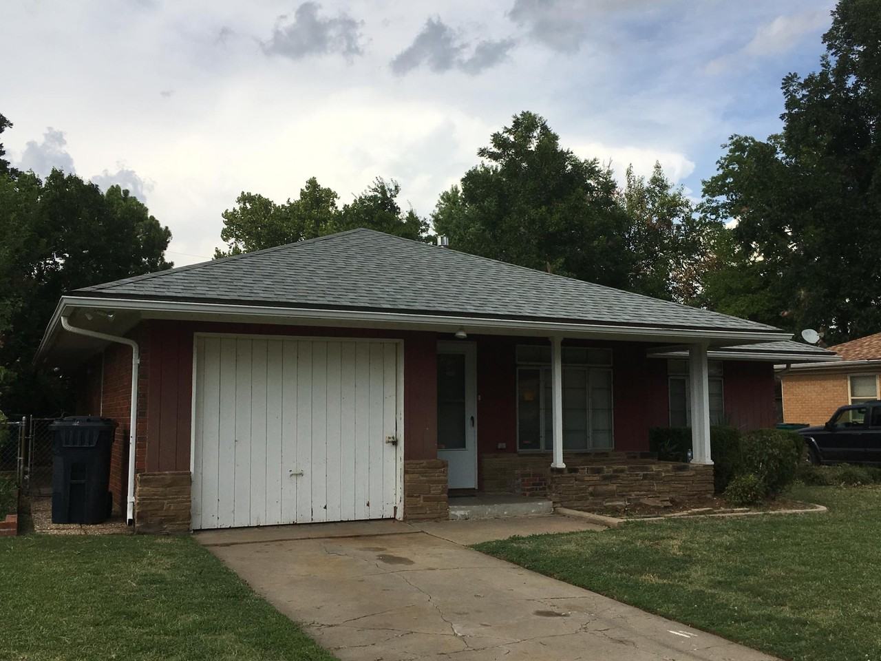 4209 Northwest 17th Street - Photo 2 of 12