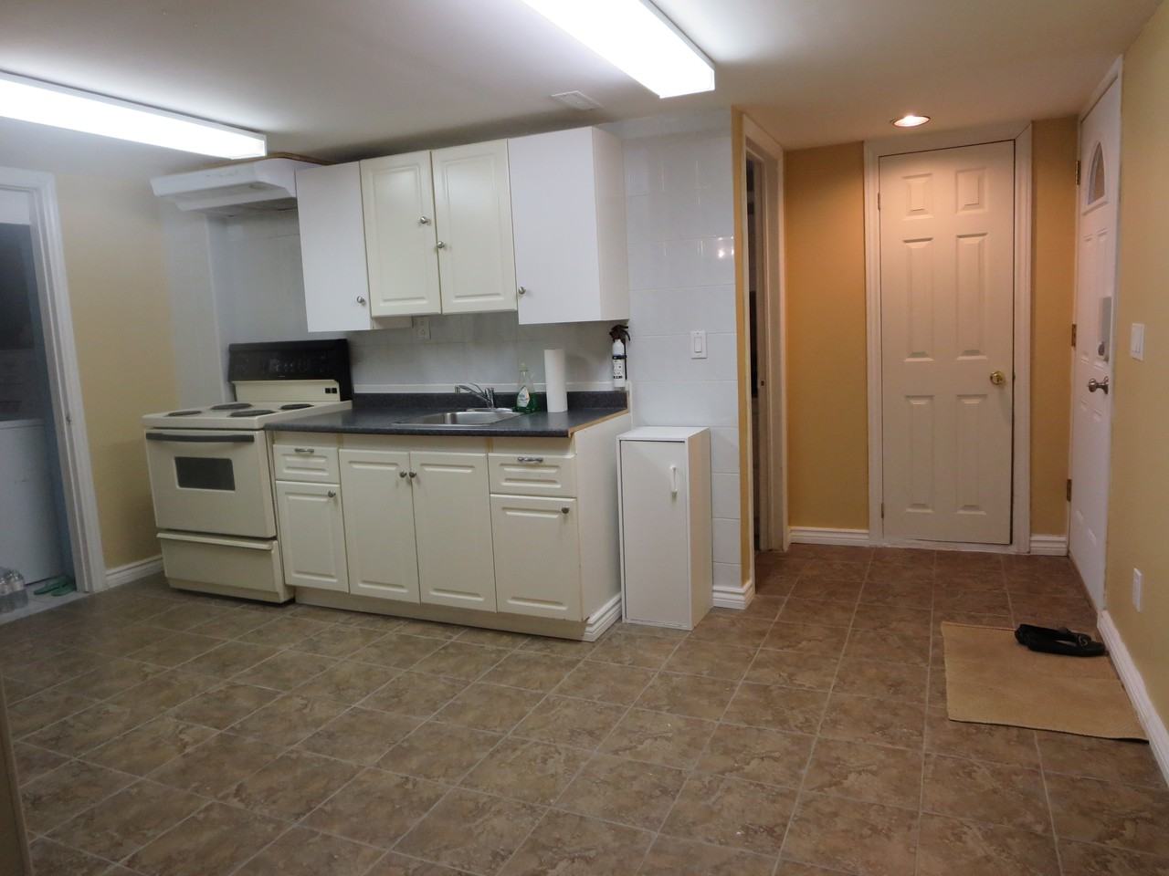 3 Farley Crescent - Photo 2 of 5