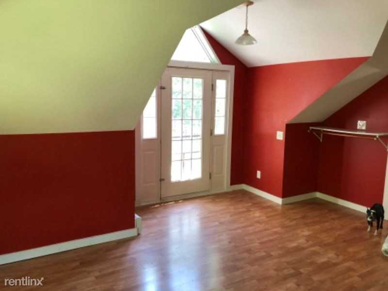 127 Coltsfoot Ln - Photo 3 of 9