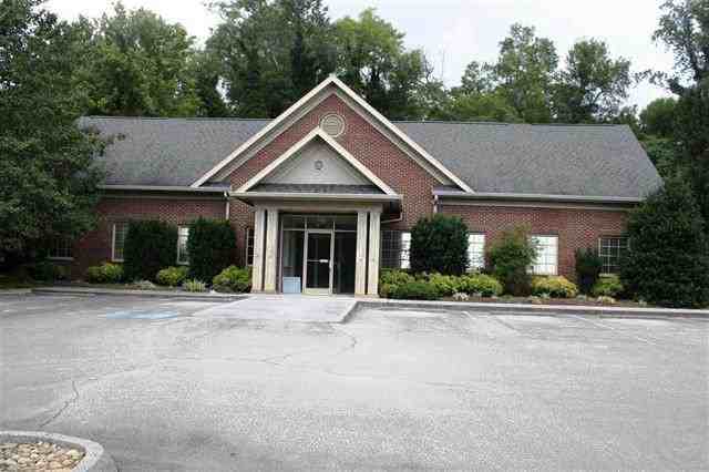 118 E. Meeting St. - Photo 2 of 20