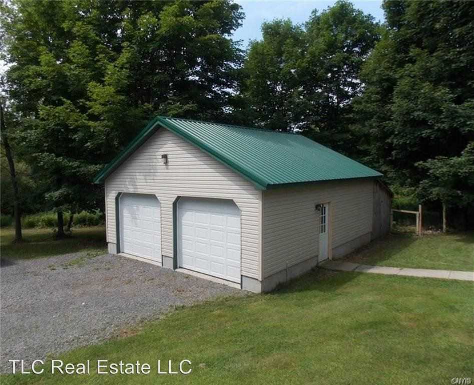 20089 Miser Rd - Photo 3 of 31