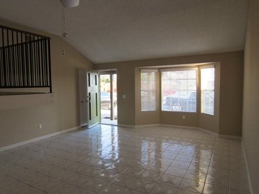 2717 Lungos Ct - Photo 2 of 7