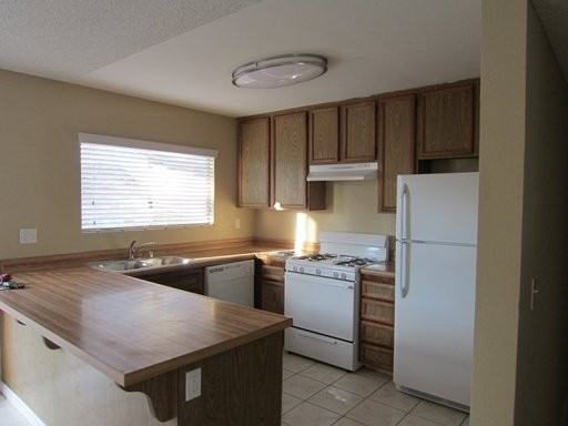 2717 Lungos Ct - Photo 3 of 7