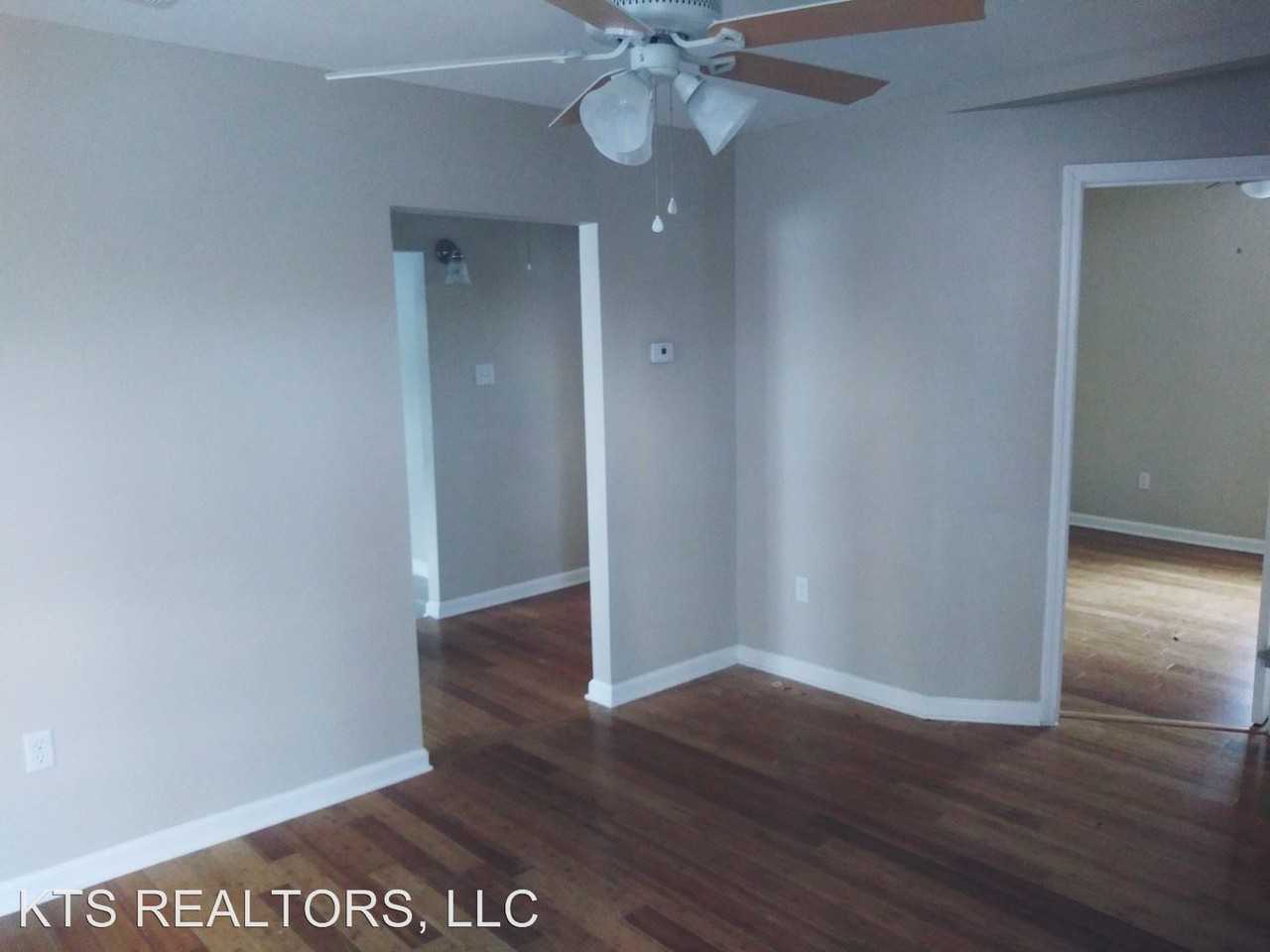 3011 Clouet St - Photo 3 of 11